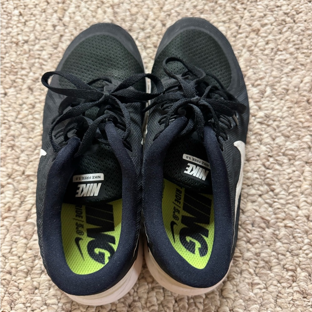 Nike Black and White Running Shoes